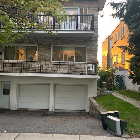 Montreal Accommodation Near Downtown Bagian luar foto